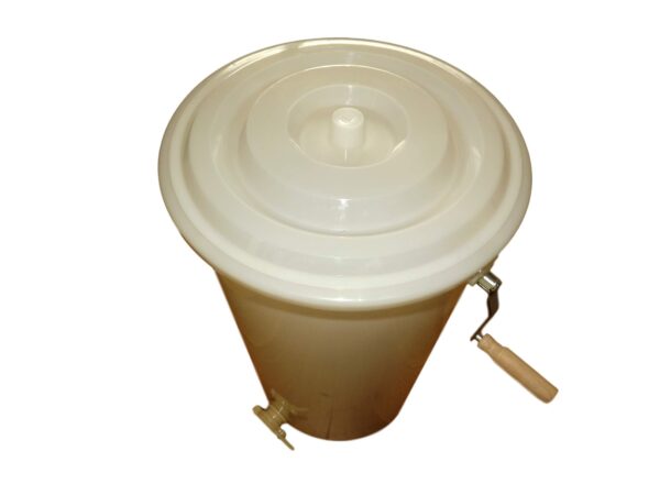 2 Frame Plastic Centrifugal Honey Extractor