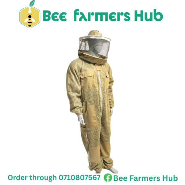 Round Veil Bee Suite
